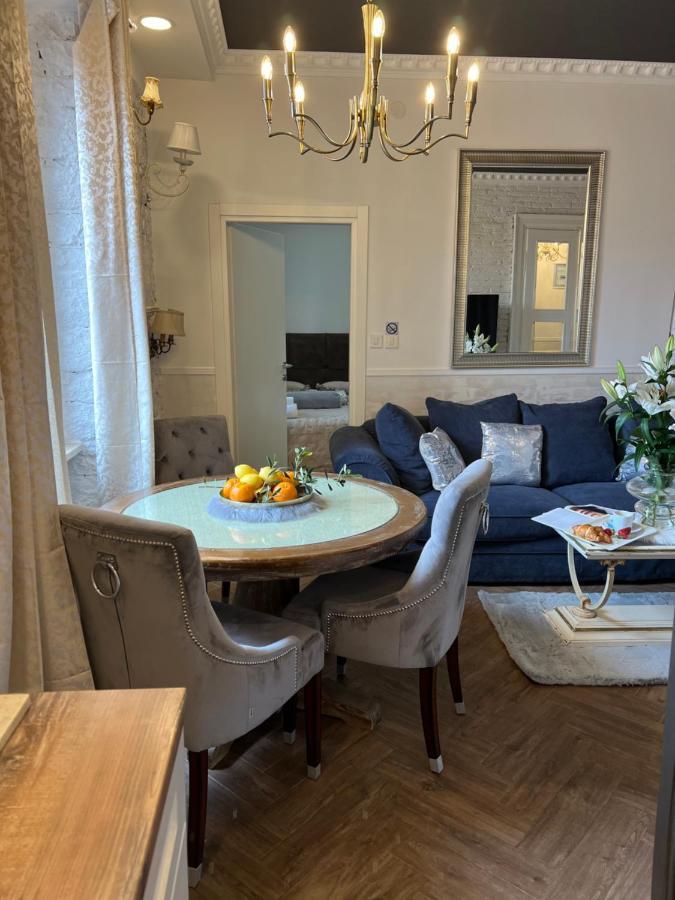 La Dolce Vita Luxury II Apartments With Best Free Private Parking In Center พูลา ภายนอก รูปภาพ